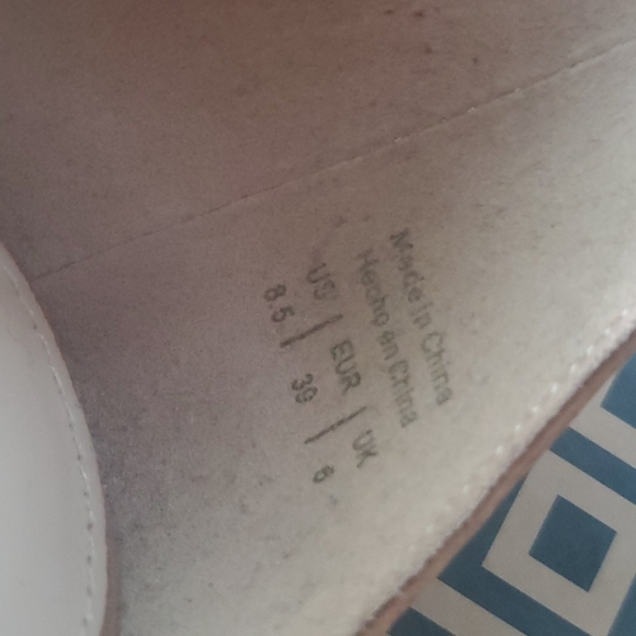 Aldo Chunky Hill Sandal - Picture 5 of 8